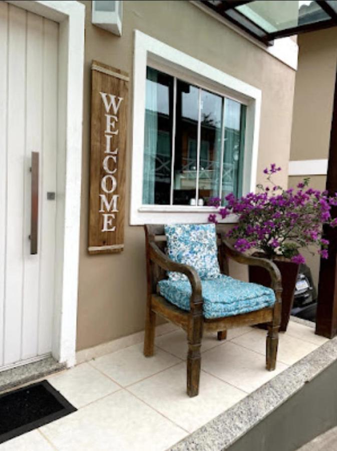 Casa Em Com Area Gourmet E Piscina Comum!